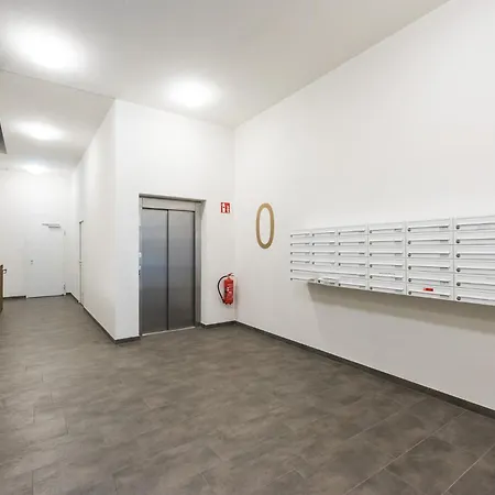 Apartman Muzeta - Eco-friendly Parkview In Graz's Smart