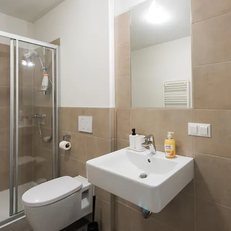 Muzeta - Eco-friendly Parkview In Graz's Smart Apartman *