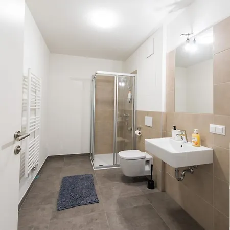 Apartman Muzeta - Eco-friendly Parkview In Graz's Smart Graz